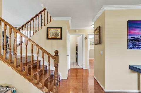 910 E Kerry Ln, Phoenix, AZ 85024 photo 9
