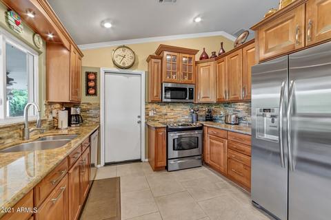 910 E Kerry Ln, Phoenix, AZ 85024 photo 3