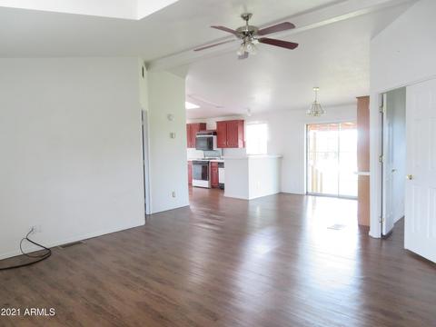 5263 E Corral Dr, Hereford, AZ 85615 photo 2