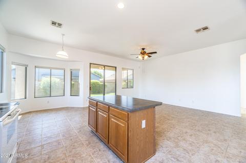 2709 E Michelle Way, Gilbert, AZ 85234 photo 11