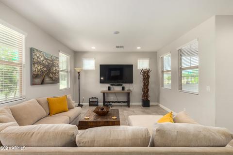 307 N 69th Pl, Mesa, AZ 85207 photo 6
