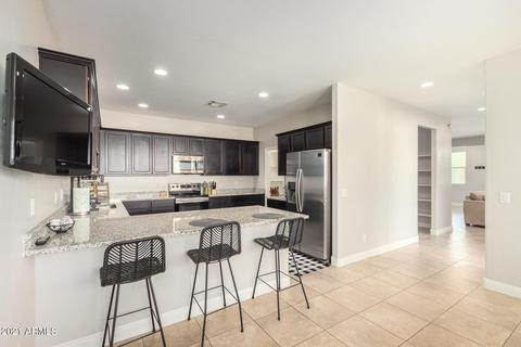 307 N 69th Pl, Mesa, AZ 85207 photo 9