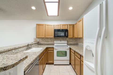 4527 E Renee Dr, Phoenix, AZ 85050 photo 9