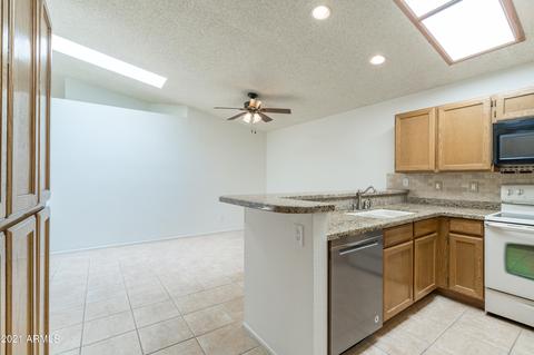 4527 E Renee Dr, Phoenix, AZ 85050 photo 10