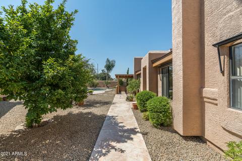 4527 E Renee Dr, Phoenix, AZ 85050 photo 3