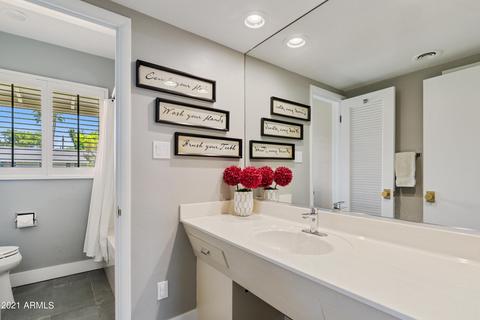310 E Mclellan Blvd, Phoenix, AZ 85012 photo 26