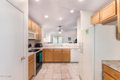 1646 E Amber Ln, Gilbert, AZ 85296 photo 12
