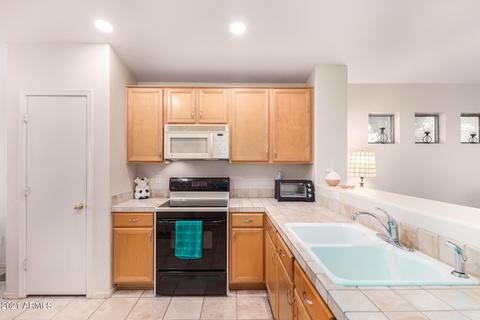 1646 E Amber Ln, Gilbert, AZ 85296 photo 11