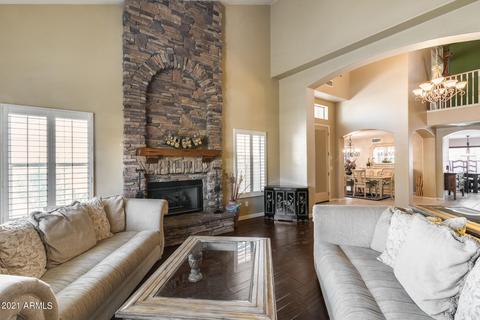 1323 E Horseshoe Ave, Gilbert, AZ 85296 photo 5