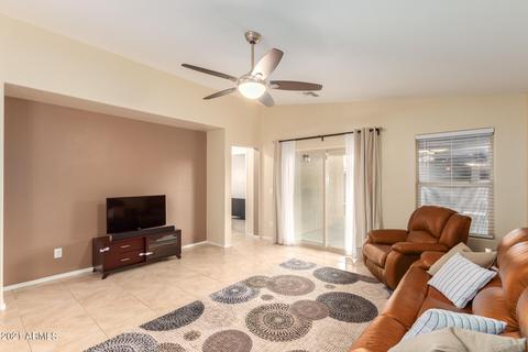 7906 S Sorrell Ln, Gilbert, AZ 85298 photo 14