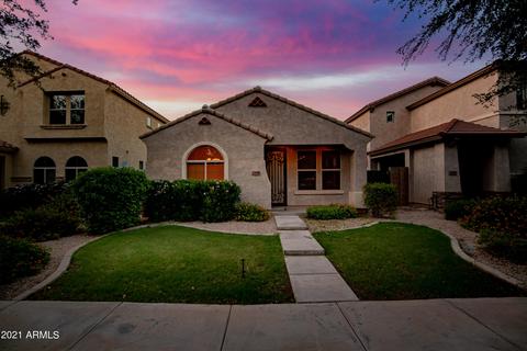 3298 E Orchid Ln, Gilbert, AZ 85296 photo 1