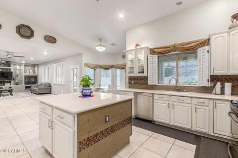 1902 E Vista Dr, Phoenix, AZ 85022 photo 13