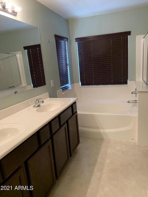 3771 E Santa Fe Ln, Gilbert, AZ 85297 photo 17