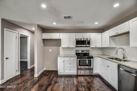 4111 E Saint Catherine Ave, Phoenix, AZ 85042 photo 13