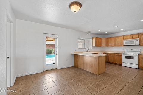 4101 W Keim Dr, Phoenix, AZ 85019 photo 9