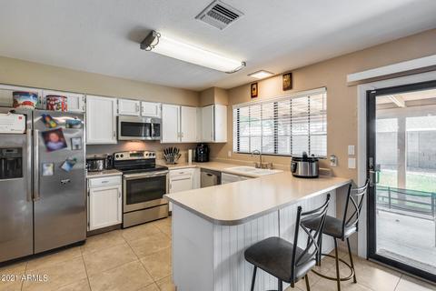 2739 W Michelle Dr, Phoenix, AZ 85053 photo 9