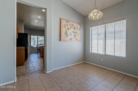 4025 W Hackamore Dr, Phoenix, AZ 85083 photo 4