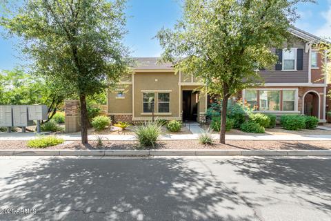 4361 E Selena Dr, Phoenix, AZ 85050 photo 2