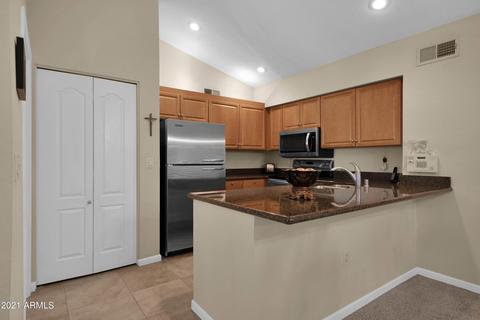 4848 N 36th St #211, Phoenix, AZ 85018 photo 10