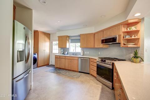 302 E Belmont Ave, Phoenix, AZ 85020 photo 2