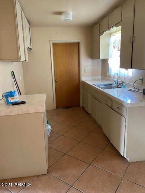 1565 E Frederic Dr, Douglas, AZ 85607 photo 5