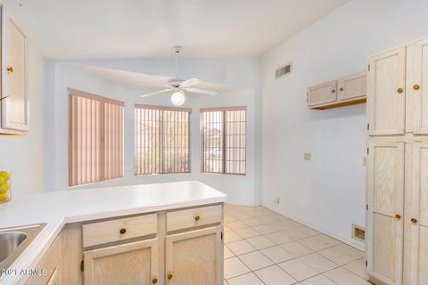4256 E Rosemonte Dr, Phoenix, AZ 85050 photo 11