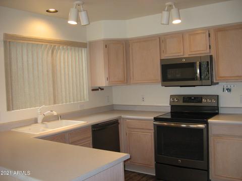 3139 E Wahalla Ln, Phoenix, AZ 85050 photo 1