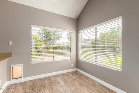 4229 E Holmes Cir, Mesa, AZ 85206 photo 9