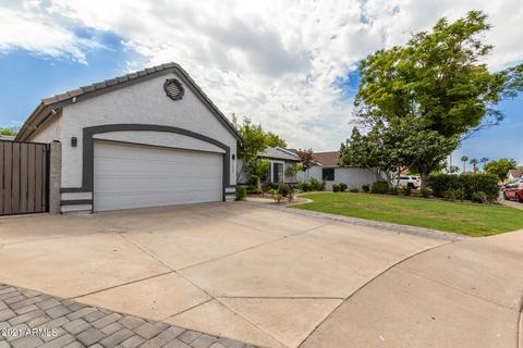 4229 E Holmes Cir, Mesa, AZ 85206 photo 2