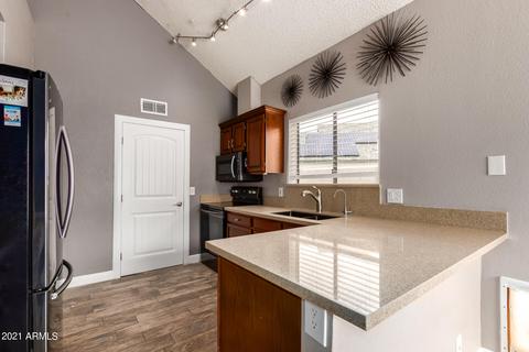 4229 E Holmes Cir, Mesa, AZ 85206 photo 11