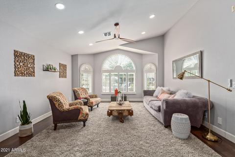 3002 E Winchcomb Dr, Phoenix, AZ 85032 photo 9