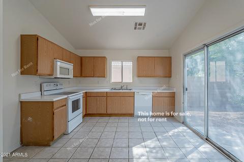 1974 S Stardust Dr, Apache Junction, AZ 85120 photo 2