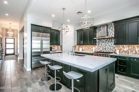 3917 E Crittenden Ln, Phoenix, AZ 85018 photo 12