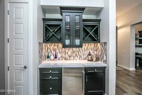 3917 E Crittenden Ln, Phoenix, AZ 85018 photo 13