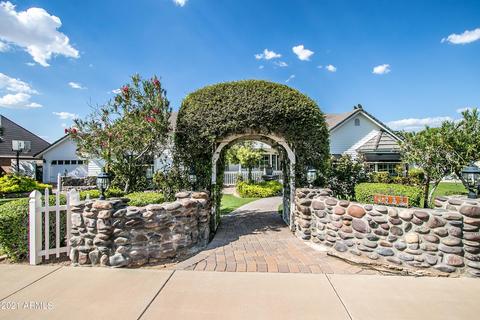 4032 E Hackamore Cir, Mesa, AZ 85205 photo 4