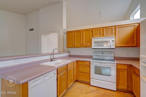 1925 E Fellars Dr, Phoenix, AZ 85022 photo 8