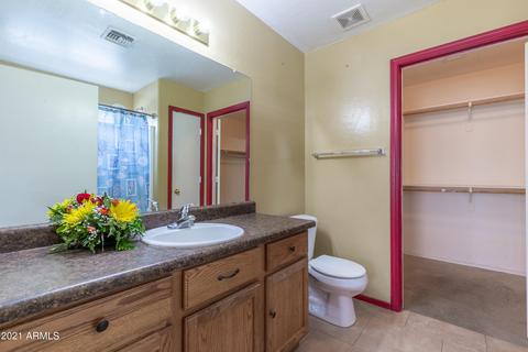 2601 E Beverly Ln, Phoenix, AZ 85032 photo 10