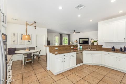 2868 E Camellia Dr, Gilbert, AZ 85296 photo 10