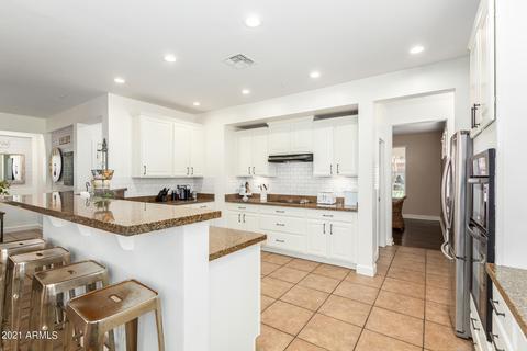 2868 E Camellia Dr, Gilbert, AZ 85296 photo 8