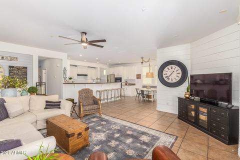 2868 E Camellia Dr, Gilbert, AZ 85296 photo 3