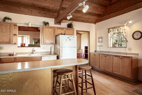 3617 Chevera Cir, Overgaard, AZ 85933 photo 13