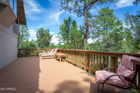 3617 Chevera Cir, Overgaard, AZ 85933 photo 2
