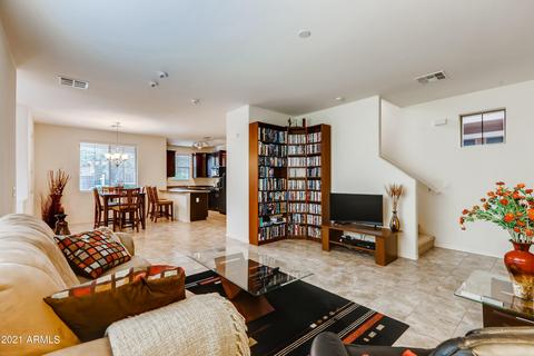 3725 E Kerry Ln, Phoenix, AZ 85050 photo 6