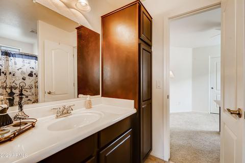 3725 E Kerry Ln, Phoenix, AZ 85050 photo 19
