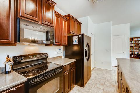 3725 E Kerry Ln, Phoenix, AZ 85050 photo 8