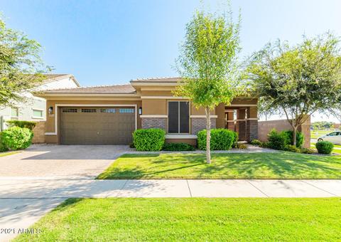 4061 E Weather Vane Rd, Gilbert, AZ 85296 photo 2