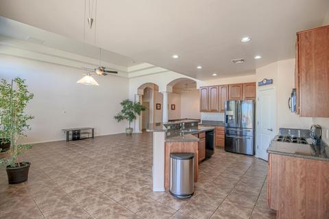9002 S 10th Dr, Phoenix, AZ 85041 photo 6