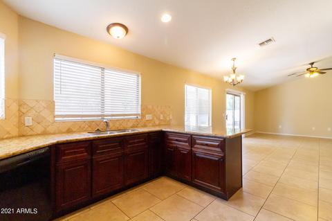 984 N Martingale Rd, Gilbert, AZ 85234 photo 5