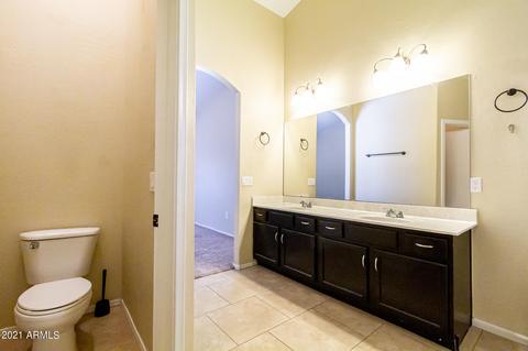 984 N Martingale Rd, Gilbert, AZ 85234 photo 10