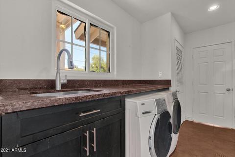 3216 E Meadowbrook Ave, Phoenix, AZ 85018 photo 27